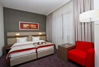 Отель Hotel Szafran Челядзь Двухместный номер Делюкс с 1 кроватью или 2 отдельными кроватями-7